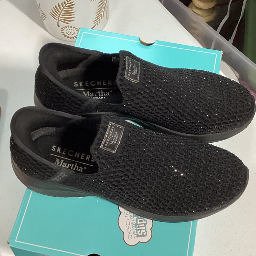Skechers Black Sparkle Slip-Ons Martha Stewart Design New Martha Stewart NEW - Picture 4 of 5